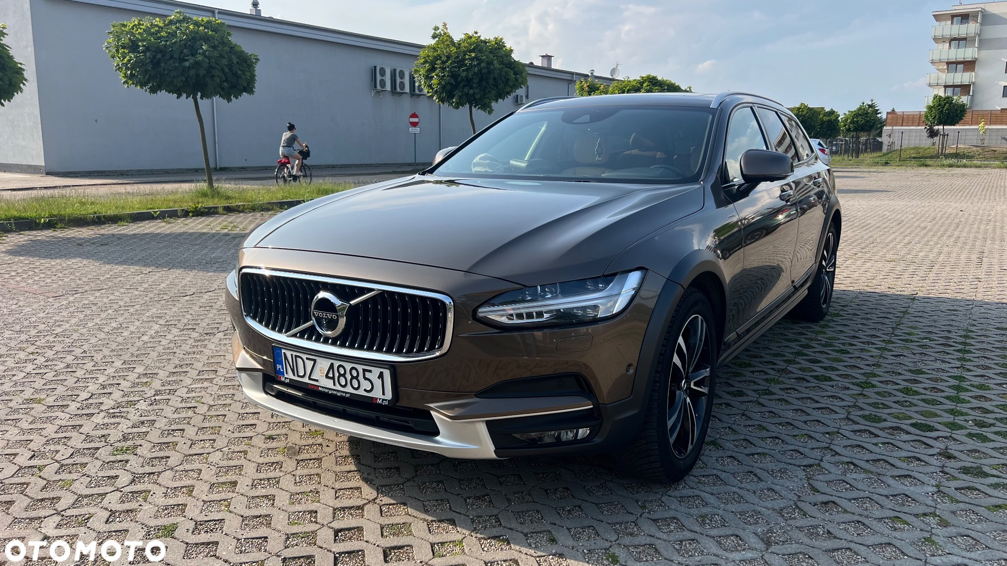 Volvo V90 Cross Country T5 AWD - 10
