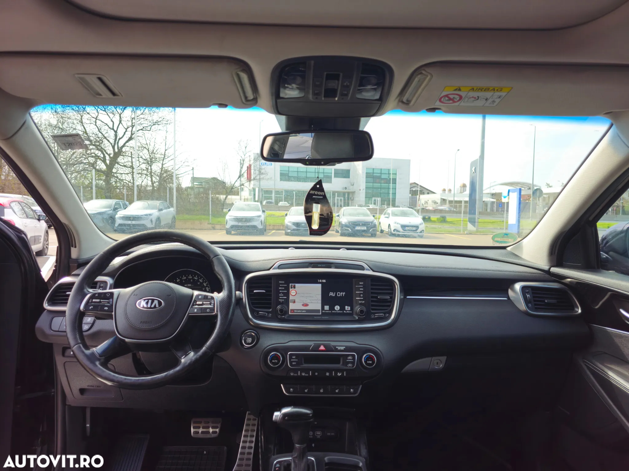 Kia Sorento - 11
