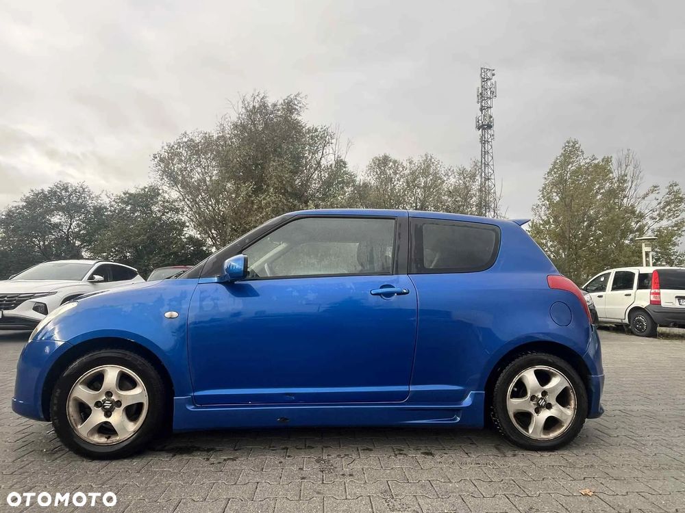 Suzuki Swift 1.3 Club - 4