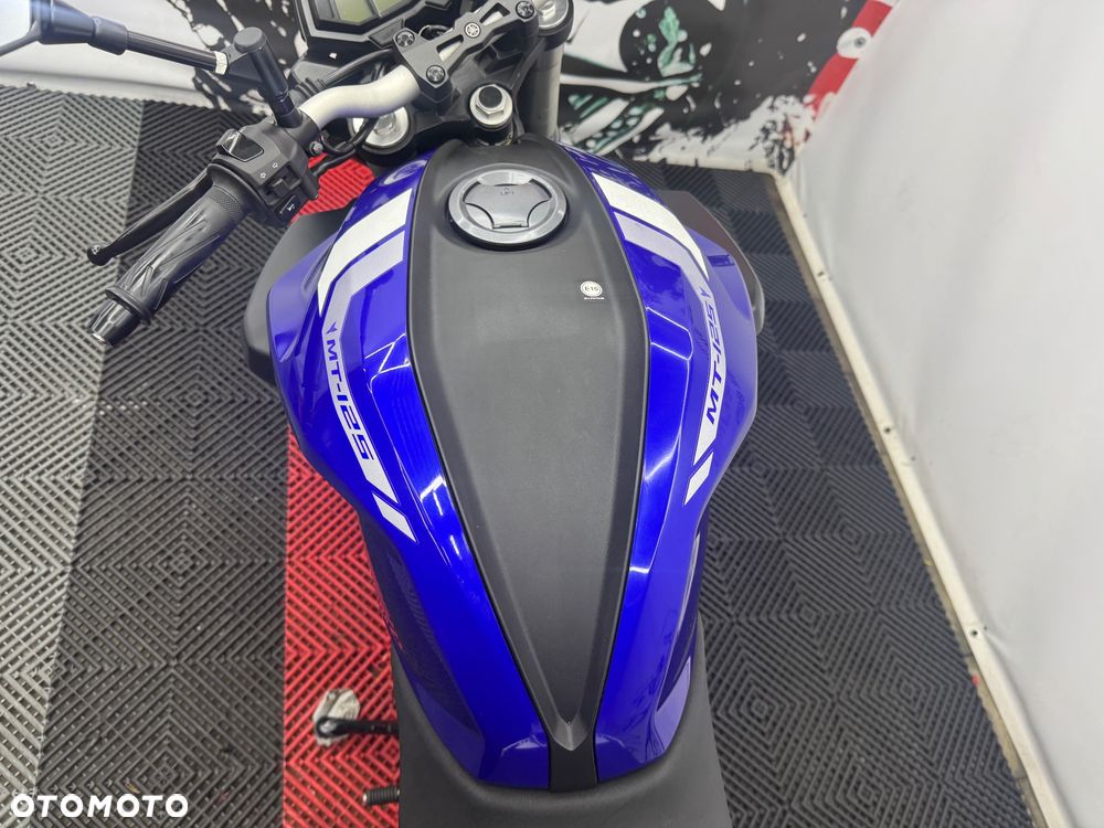 Yamaha MT - 22