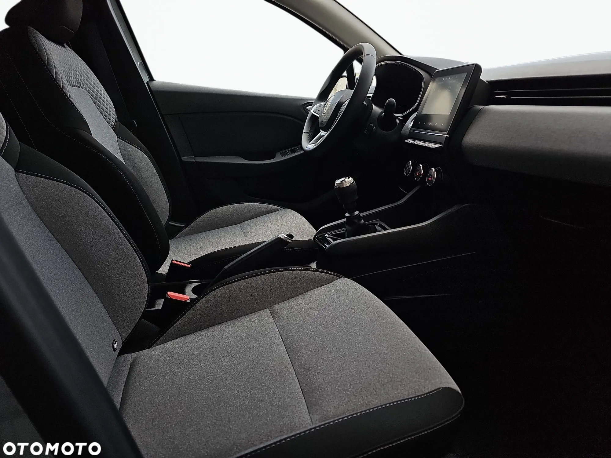 Renault Clio 1.0 TCe Evolution - 13