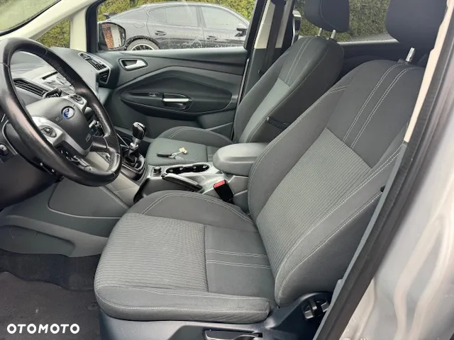 Ford Grand C-MAX - 9