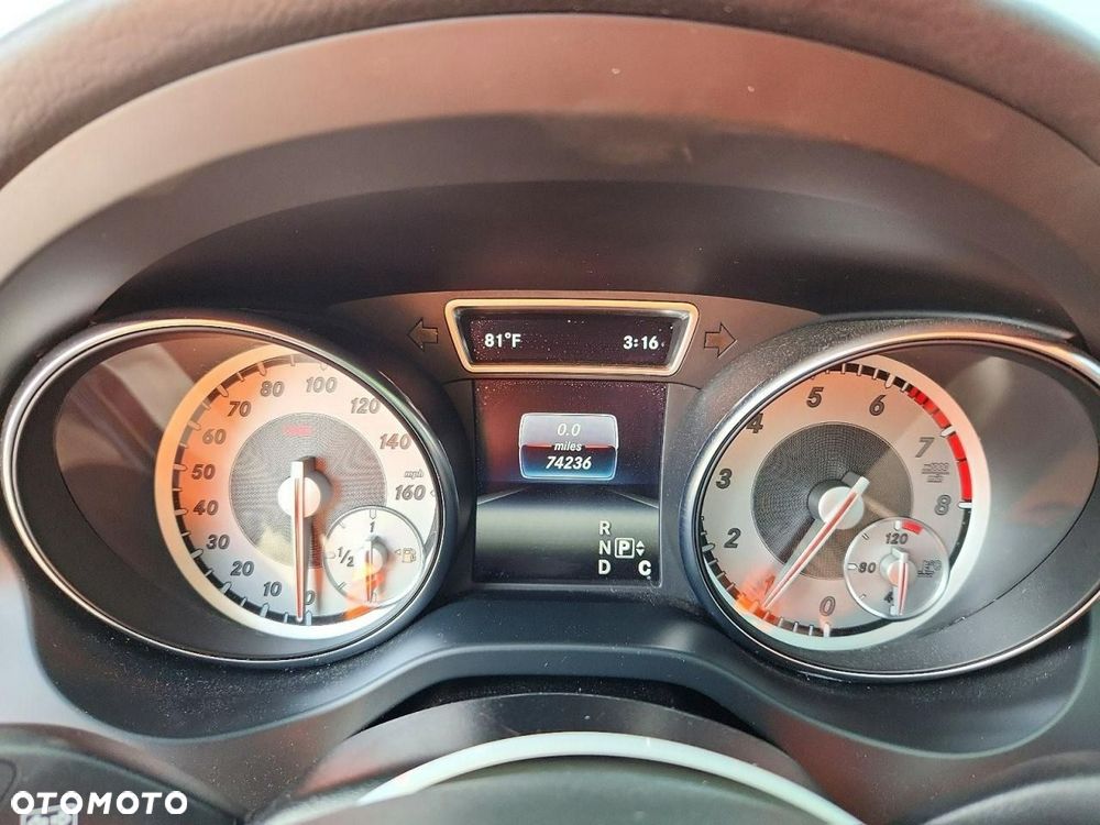 Mercedes-Benz CLA 250 4Matic 7G-DCT AMG Line - 9