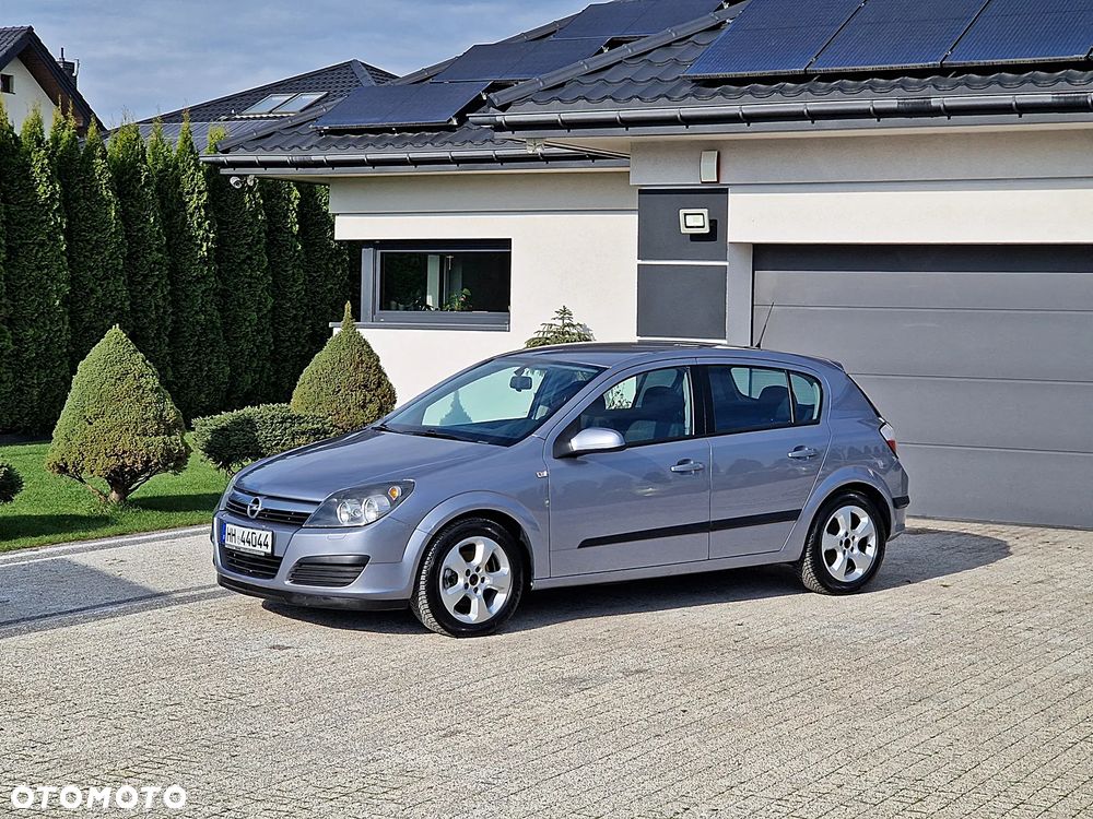 Opel Astra 1.6 Enjoy - 1