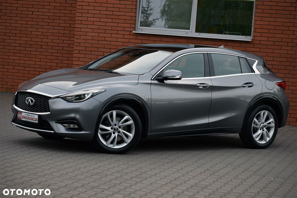 Infiniti Q30 2.2d DCT AWD City Black Edition - 26