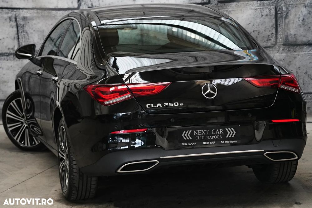 Mercedes-Benz CLA 250 e 8G-DCT - 4