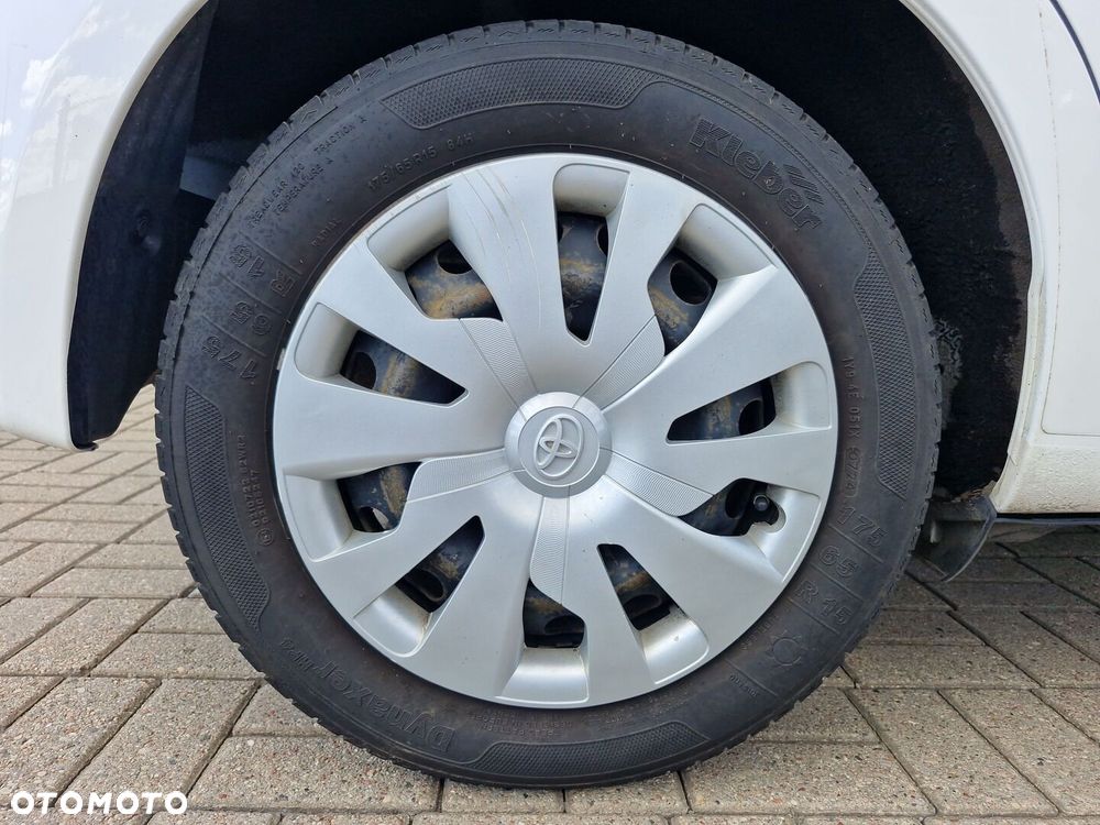 Toyota Yaris 1.5 Active - 15