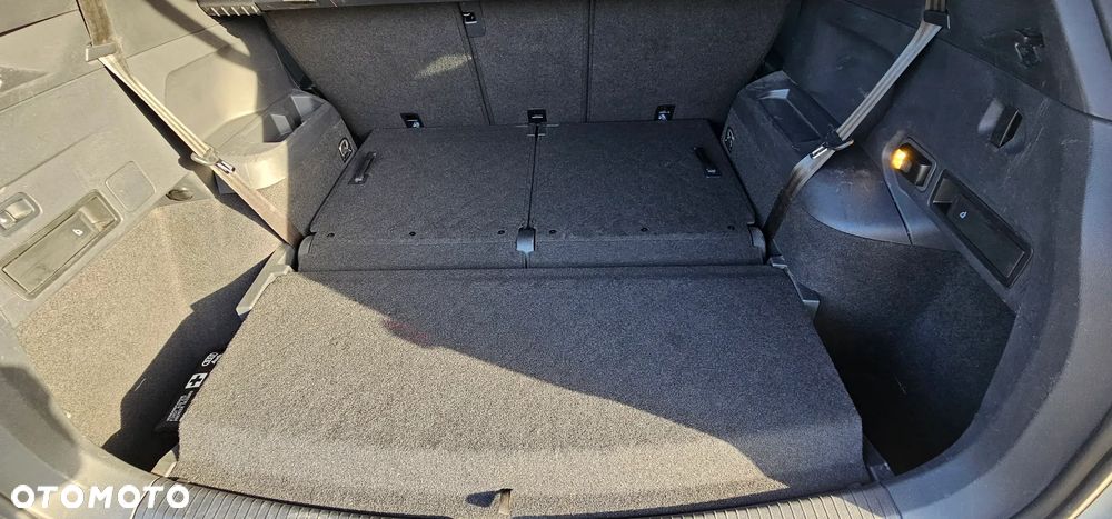 Volkswagen Tiguan 2.0 TDI SCR 4Mot R-Line DSG - 12