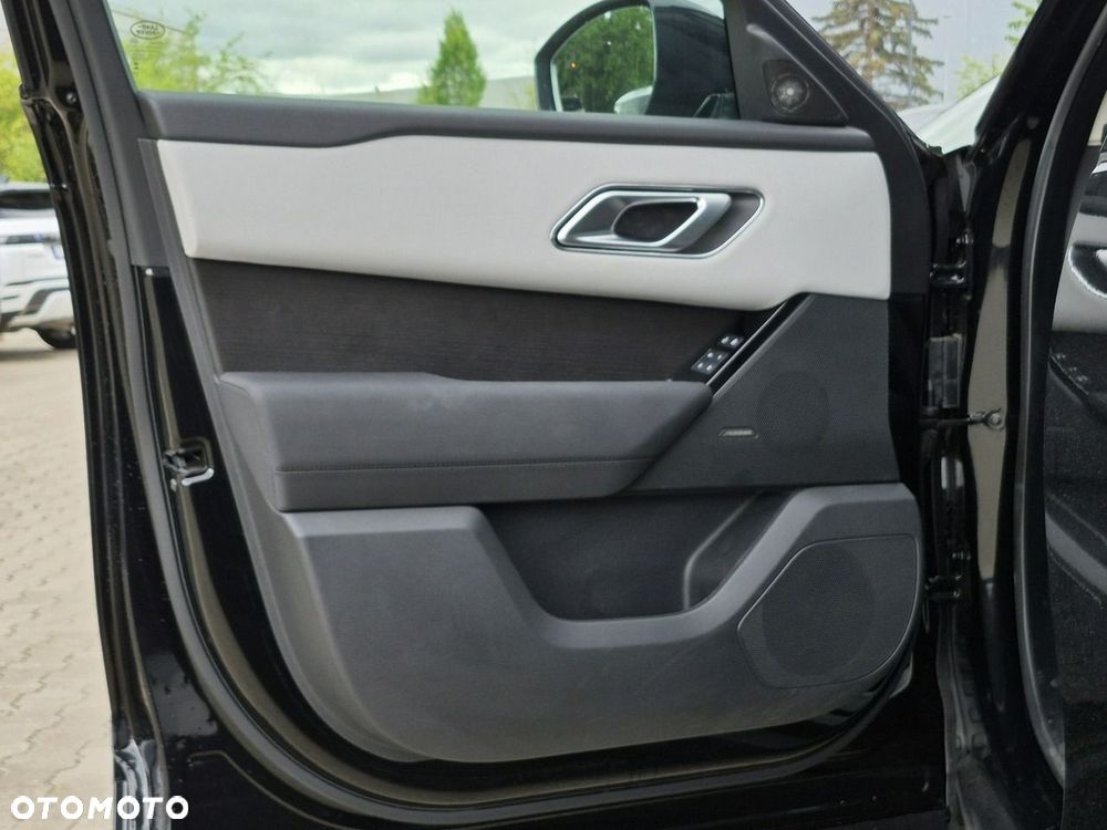 Land Rover Range Rover Velar D200 Dynamic SE - 18