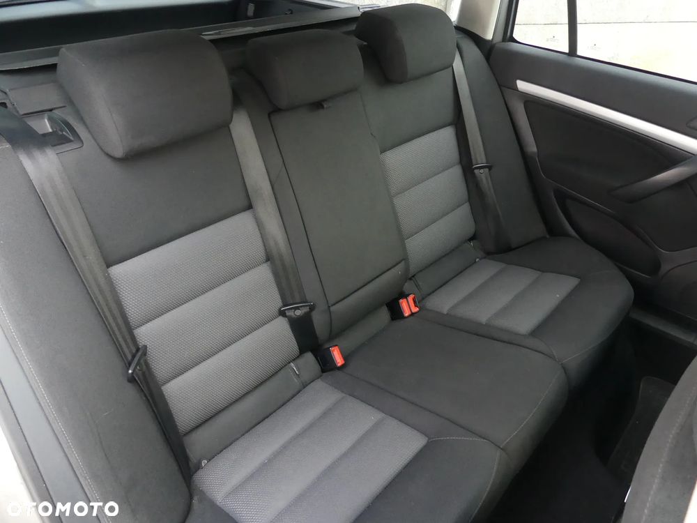 Skoda Octavia 2.0 TDI DSG Ambiente - 9