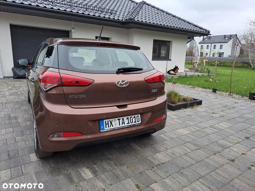 Hyundai i20 1.1 CRDi Trend - 6