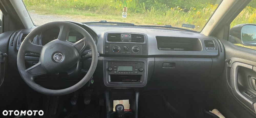 Skoda Fabia 1.2 TSI Active - 10