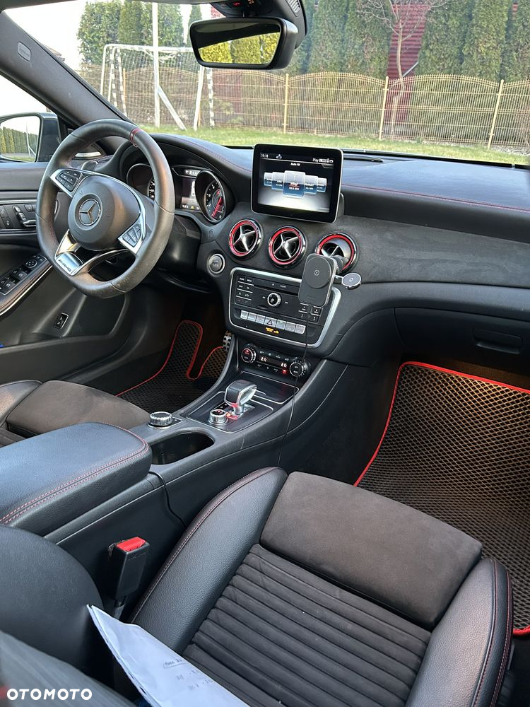 Mercedes-Benz CLA AMG 45 4-Matic - 9