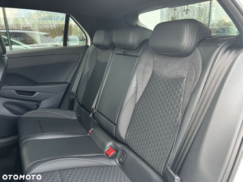 Volkswagen T-Roc - 6