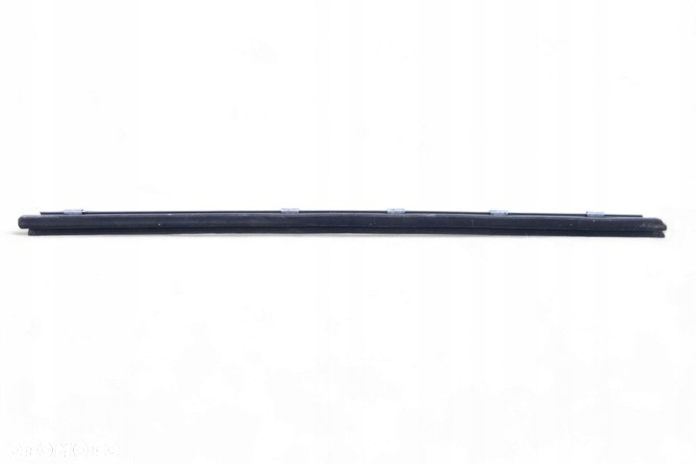 Wewnętrzna Uszczelka Szyby Prawy Przód LAND ROVER DISCOVERY V HY32-21434 - 1