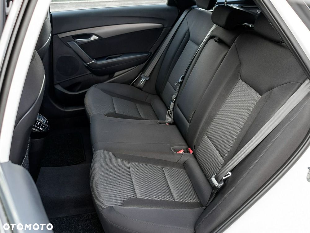 Hyundai i40 1.7 CRDi Premium - 16