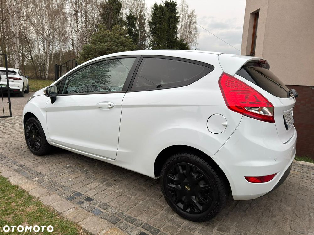 Ford Fiesta - 35
