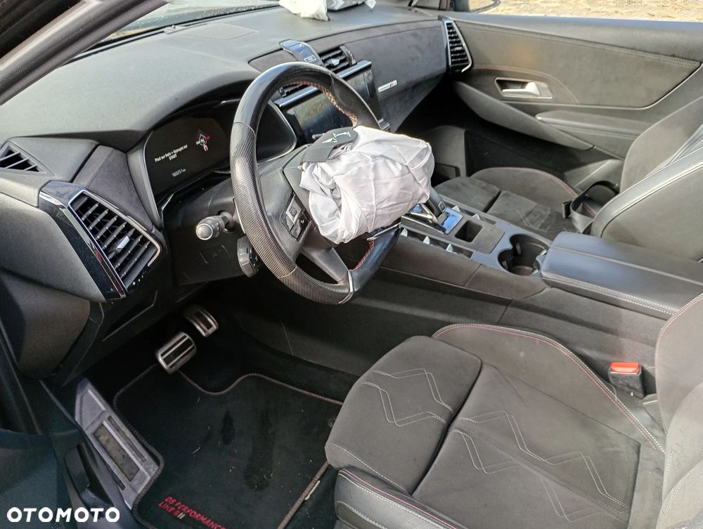 DS Automobiles DS 7 Crossback - 14