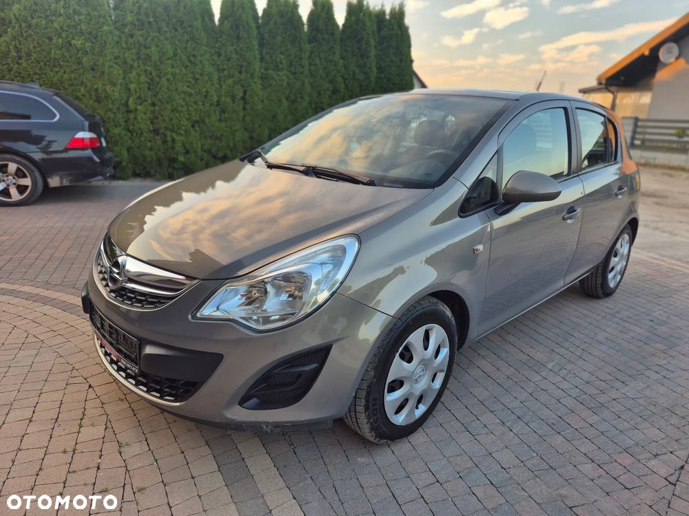 Opel Corsa 1.2 16V Essentia - 3