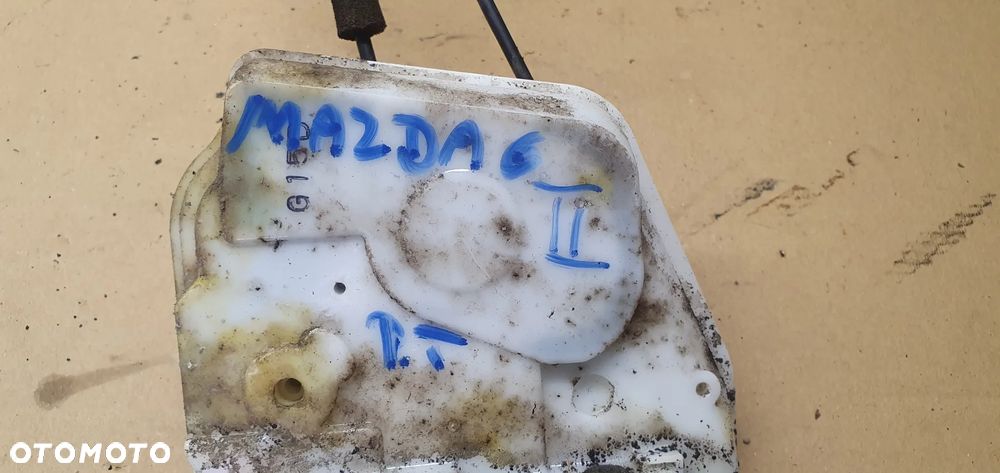 Zamek prawy tył tylny prawy 5 PIN Mazda 6 II - 7