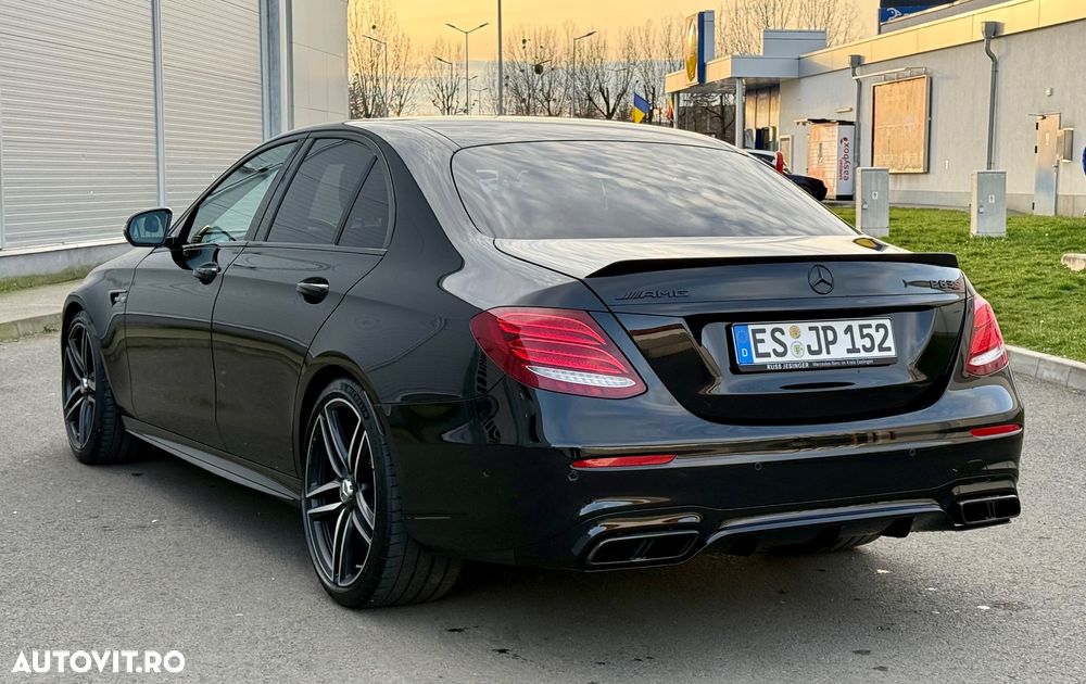 Mercedes-Benz E AMG 63 S 4Matic+ AMG Speedshift MCT-9G - 4