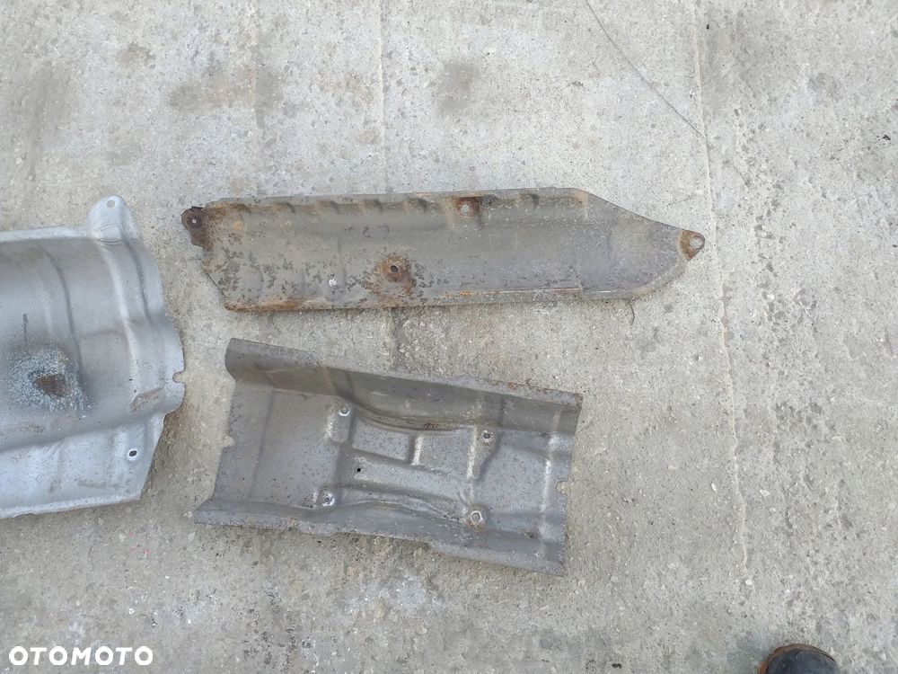 Toyota CELICA VI 6 osłona termiczna wydechu - 2