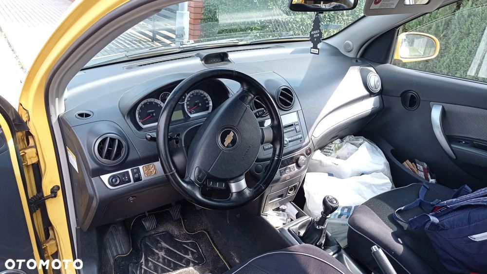 Chevrolet Aveo 1.4 16V LS - 4