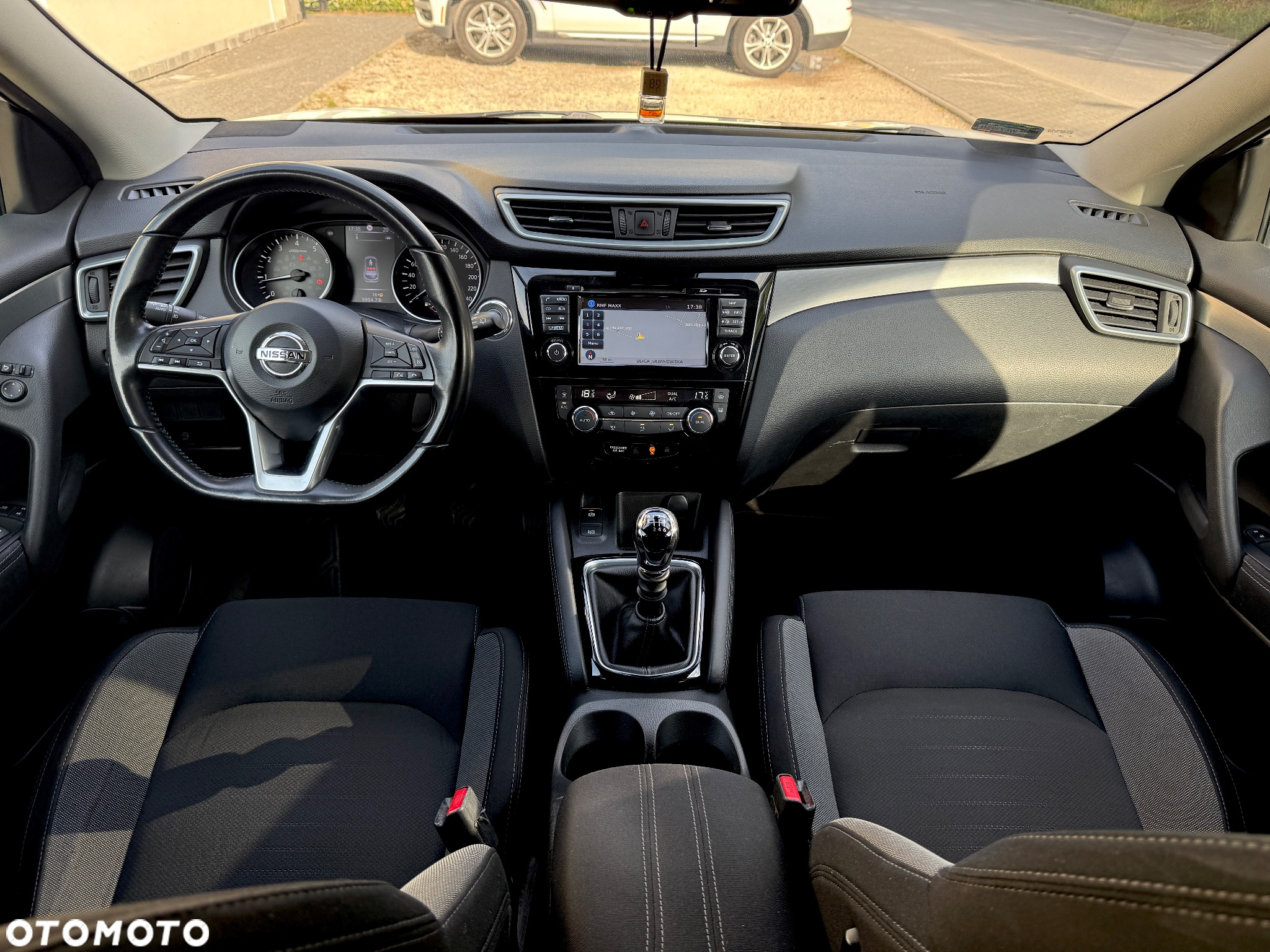 Nissan Qashqai 1.6 DIG-T Tekna - 29