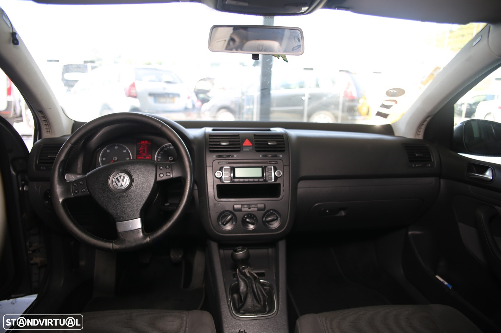 VW Golf 1.9 TDi BlueM. Confortline - 11