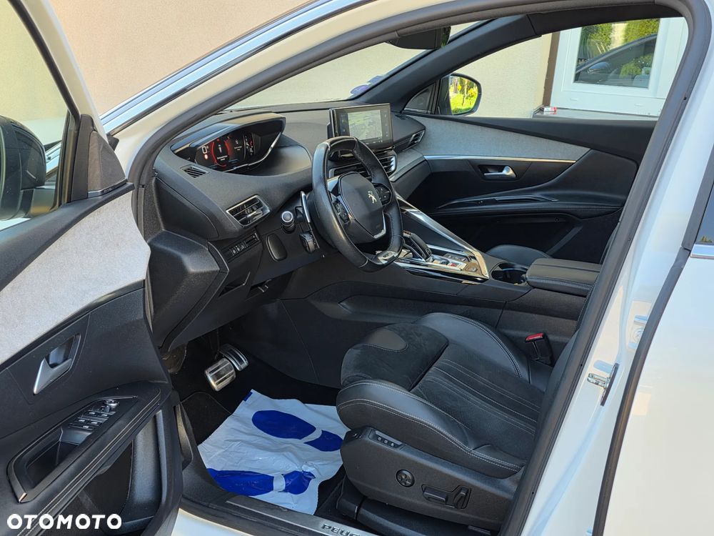 Peugeot 3008 1.6 PureTech GT S&S EAT8 - 19