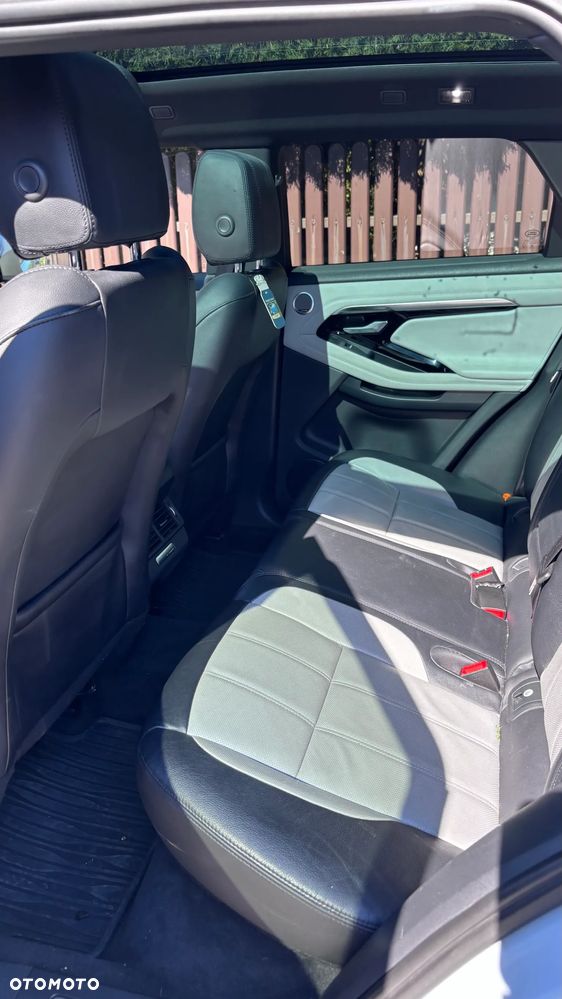 Land Rover Range Rover Evoque P250 R-Dynamic - 21