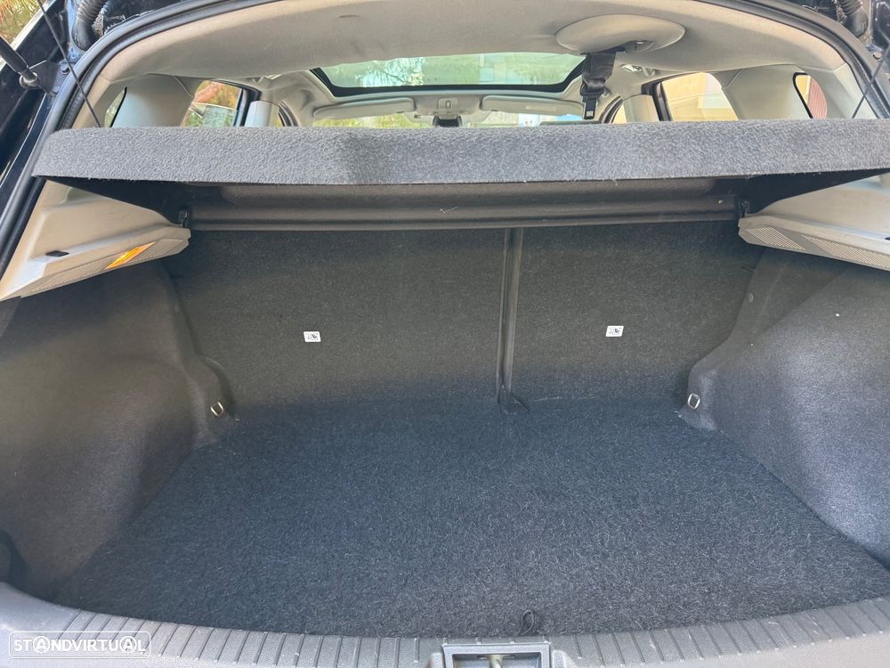Nissan Qashqai 1.5 dCi Tekna FPD - 12