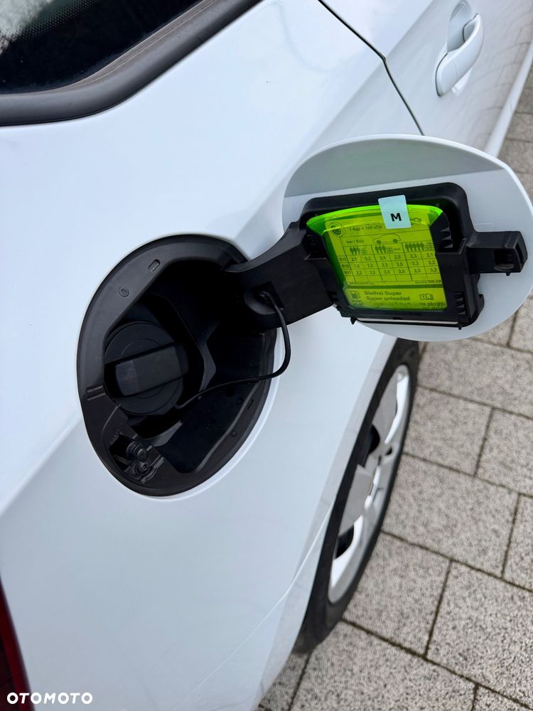 Skoda RAPID 1.0 TSI Ambition - 8