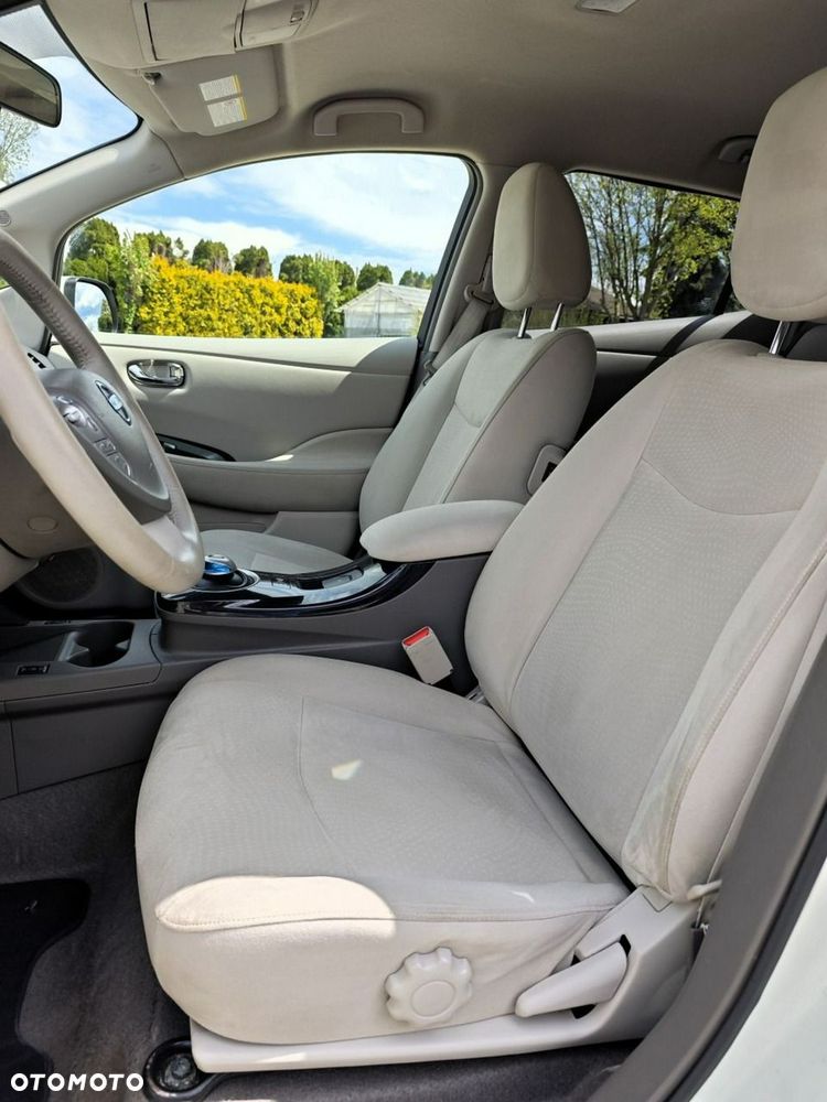 Nissan Leaf - 7