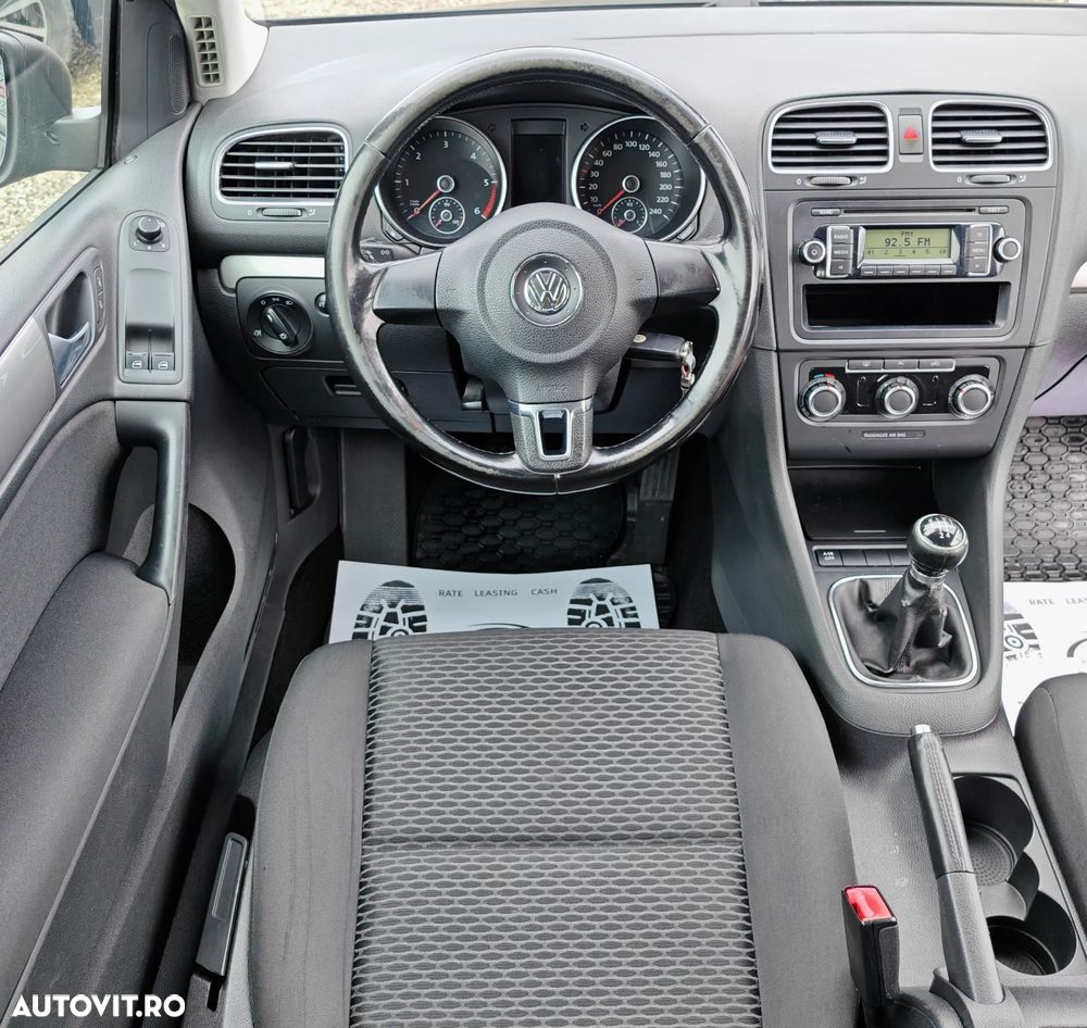 Volkswagen Golf - 9