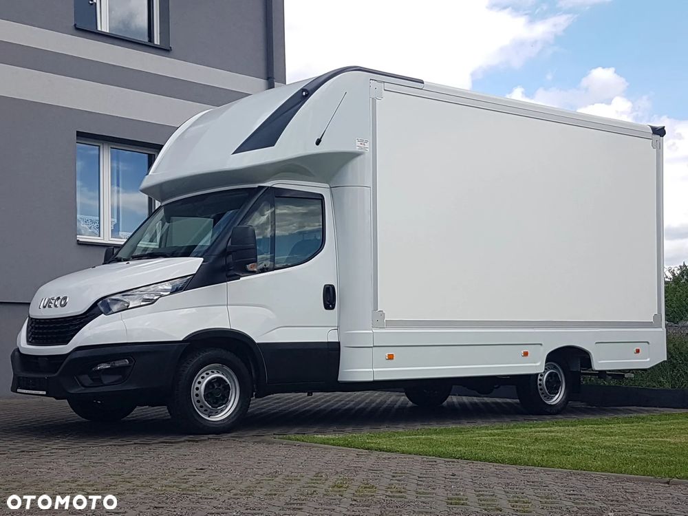 Iveco DAILY KONTENER NISKOPODŁOGOWY 4,44x2,23x2,43 SKLEP FOODTRUCK BAR KLIMA KONIOWÓZ KAMPER - 39