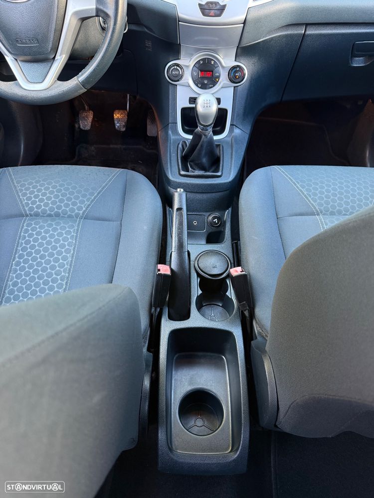Ford Fiesta 1.4 TDCi Titanium - 20