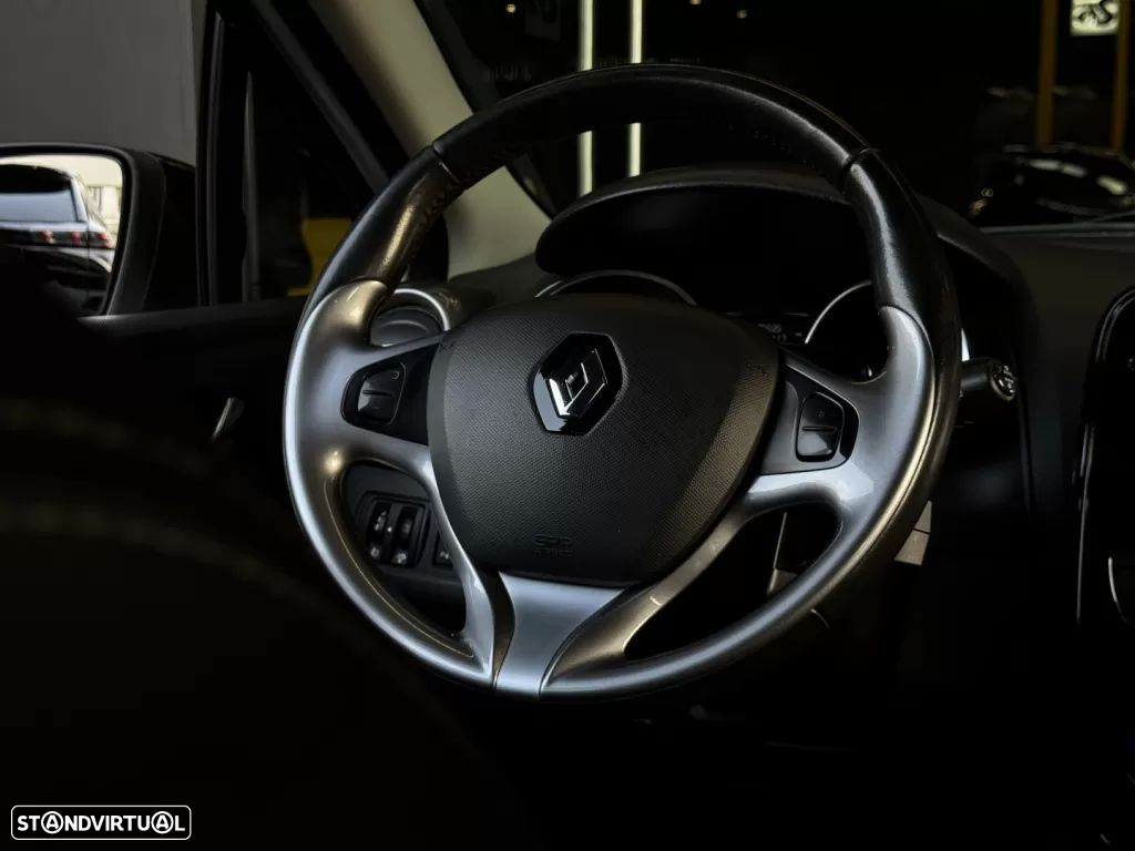 Renault Clio Sport Tourer 1.5 dCi Dynamique S - 29
