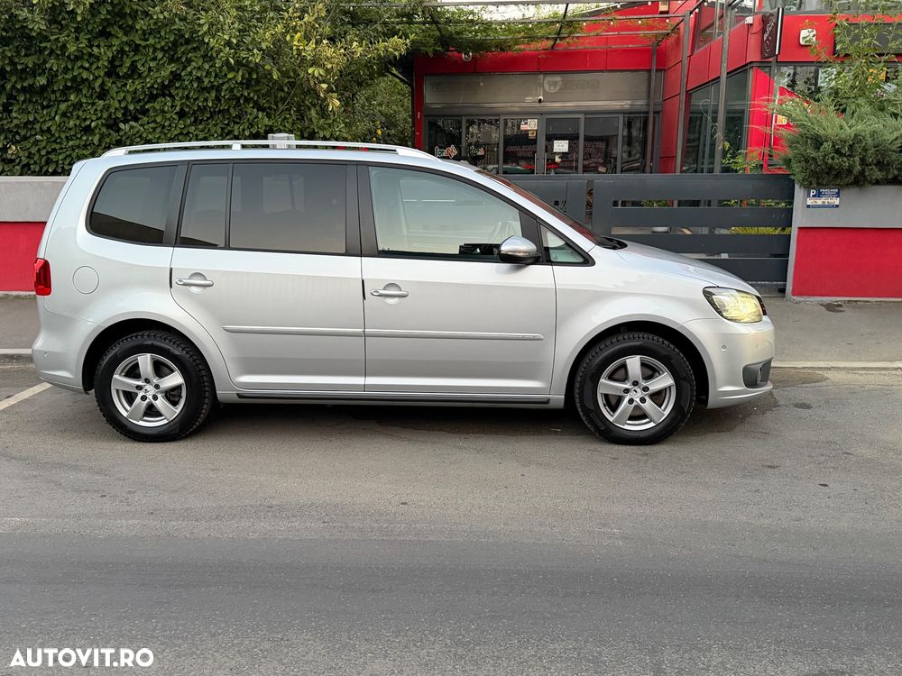 Volkswagen Touran - 5