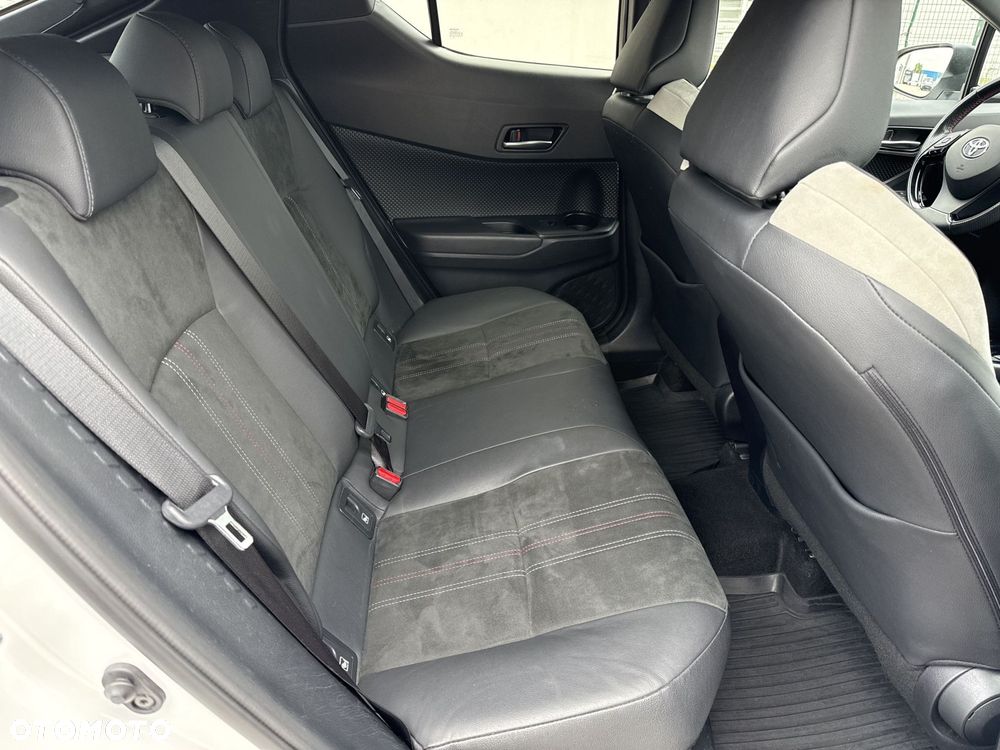 Toyota C-HR 2.0 Hybrid GR Sport - 8