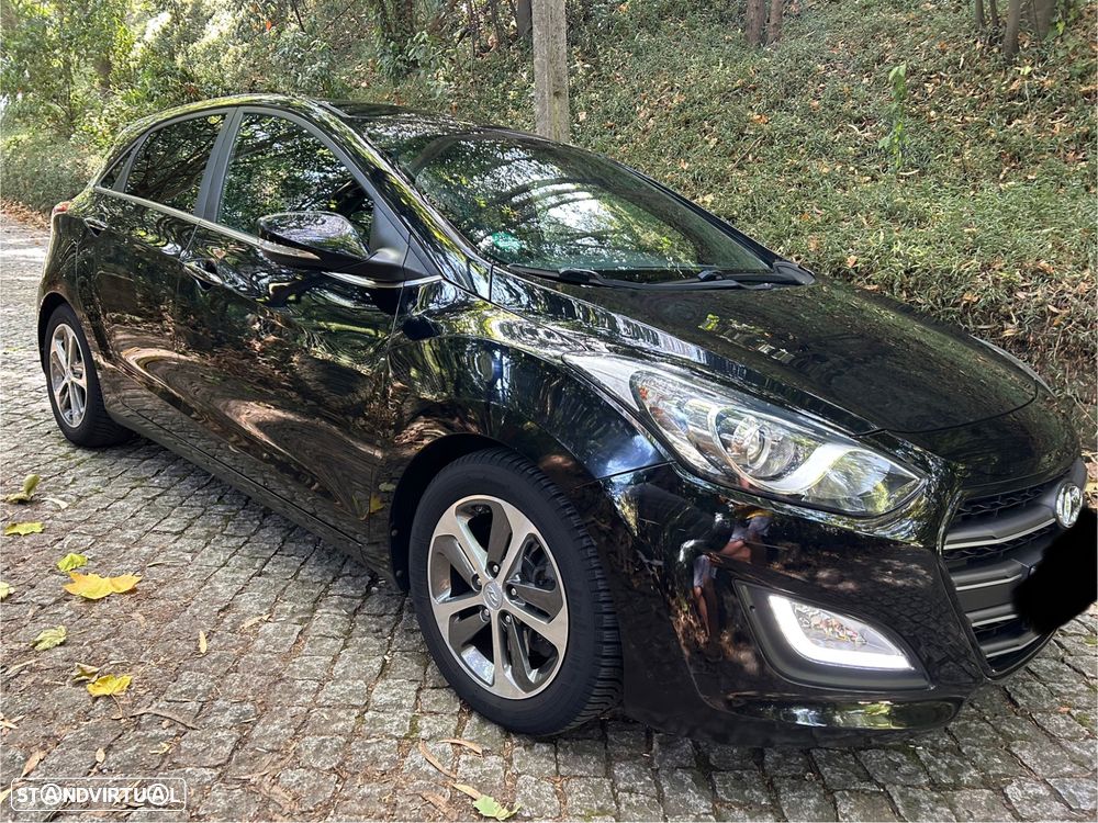 Hyundai i30 1.6 CRDI Blue Comfort J16 - 11