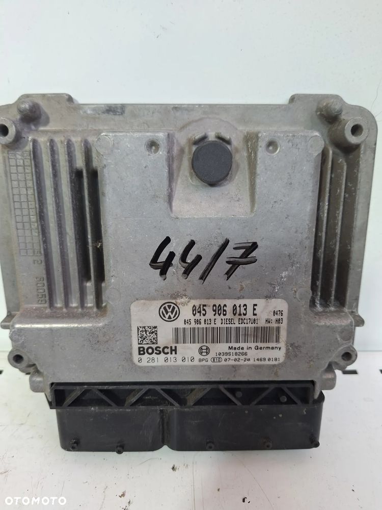 VW Polo 9N IV LIFT 1.4 TDI Komputer silnika Sterownik 045906013E BOSCH   (44/7)    (84/7) - 5