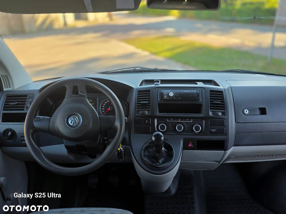 Volkswagen Transporter - 18