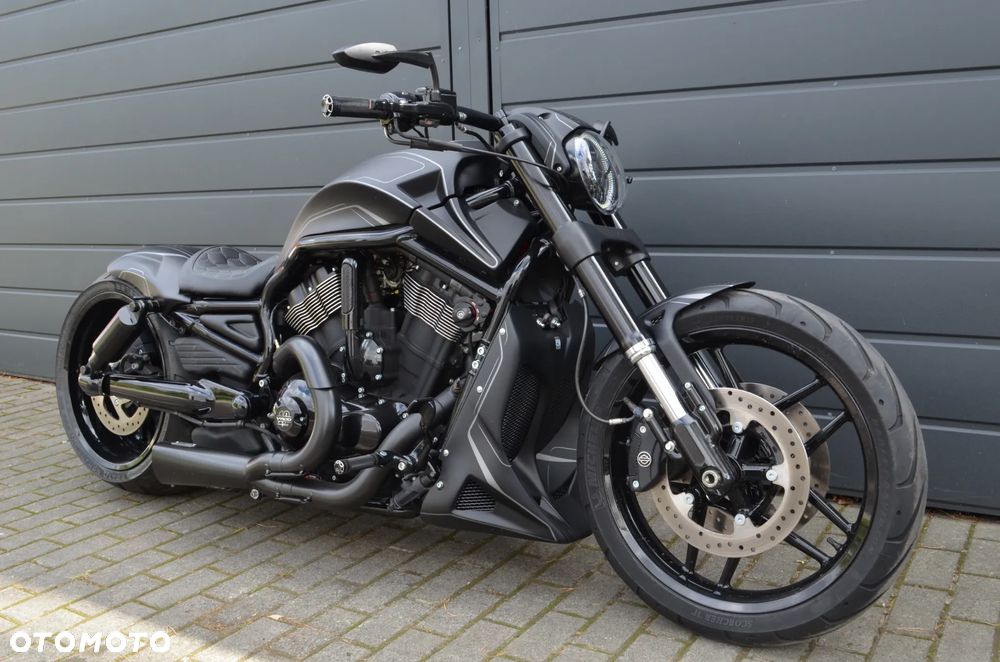 Harley-Davidson V-Rod Muscle - 29