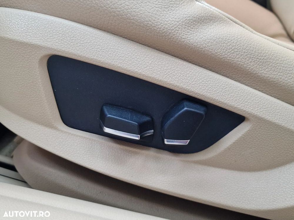 BMW Seria 5 520d Aut. Luxury Line - 15