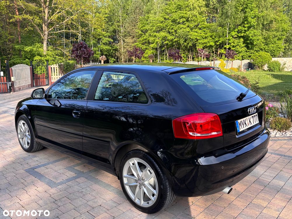 Audi A3 3-drzwiowe 1.6 Ambition - 22