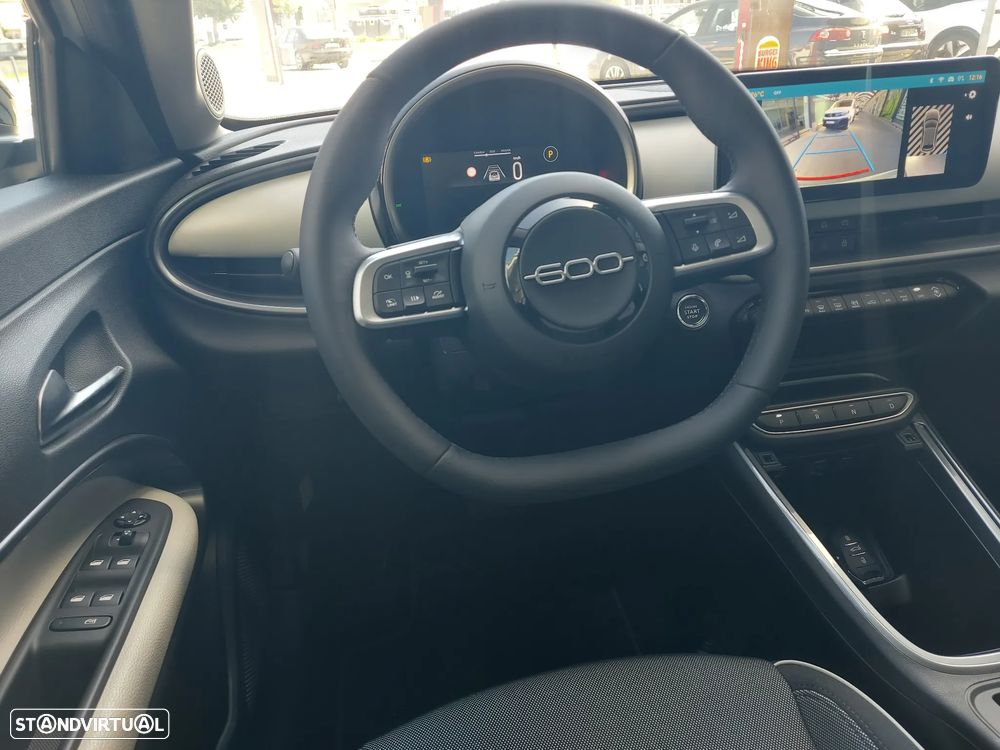 Fiat 600 1.2 Hybrid La Prima - 31