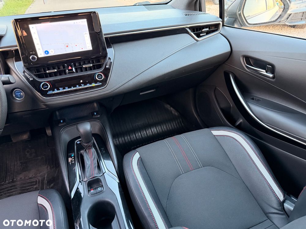 Toyota Corolla 2.0 Hybrid GR Sport - 19