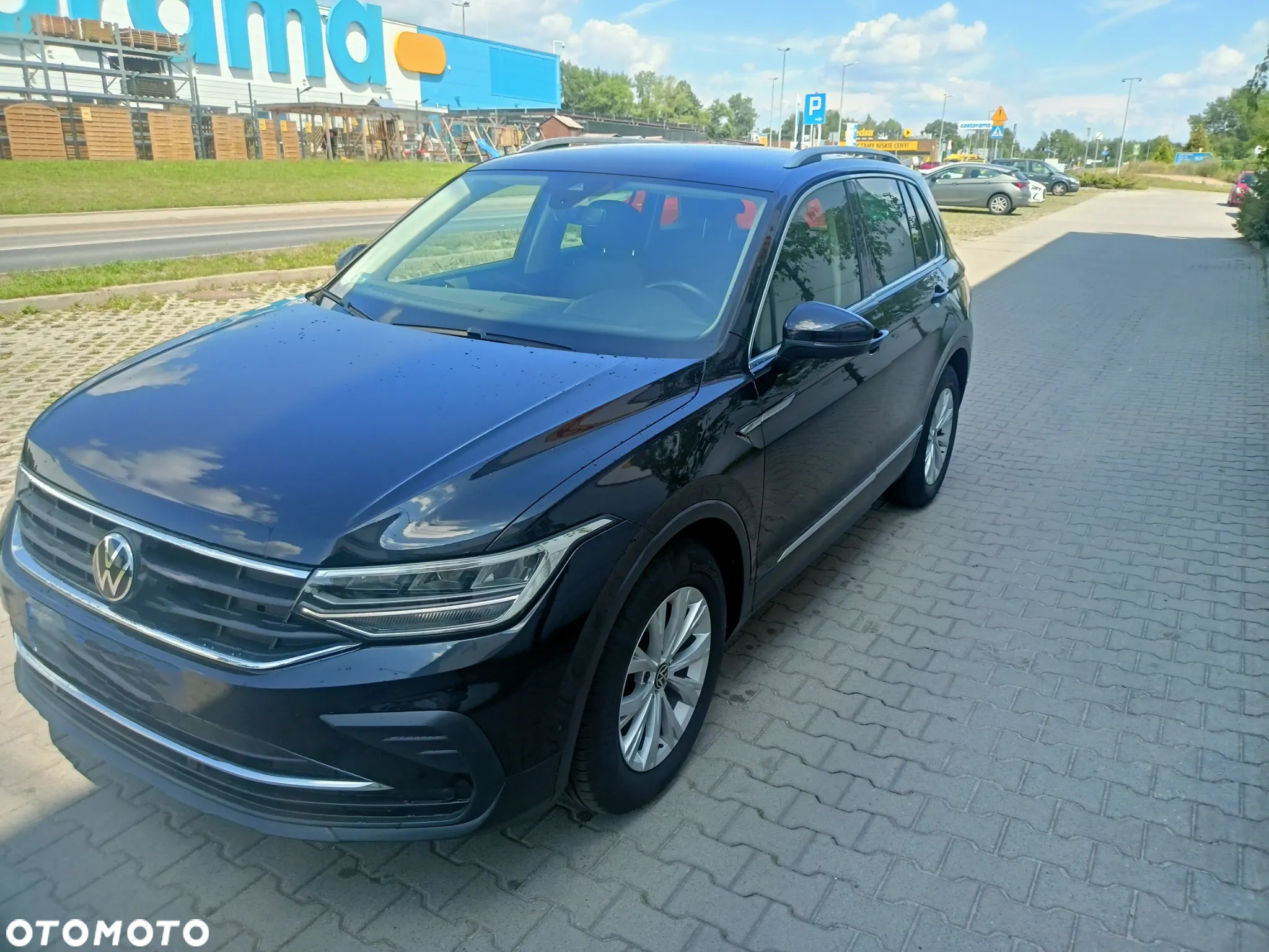 Volkswagen Tiguan - 2