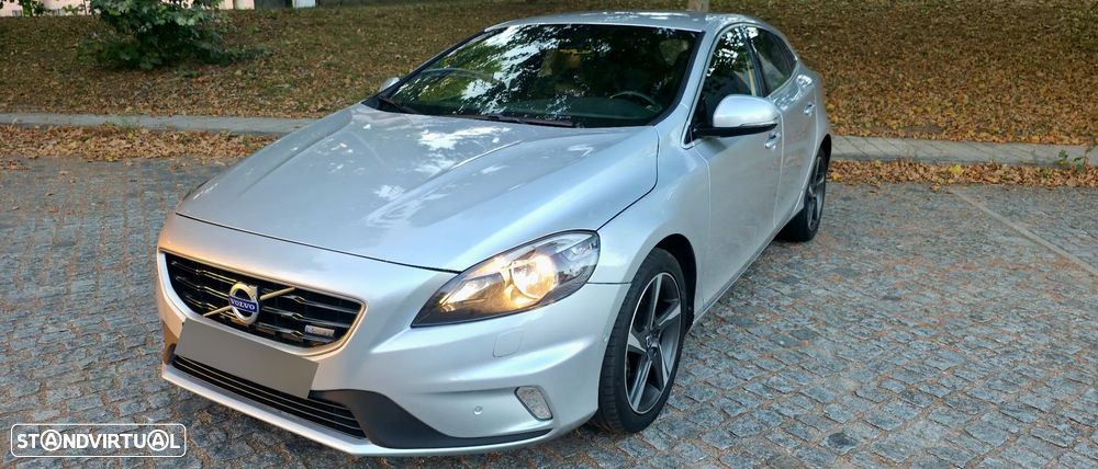 Volvo V40 1.6 D2 R-Design - 3